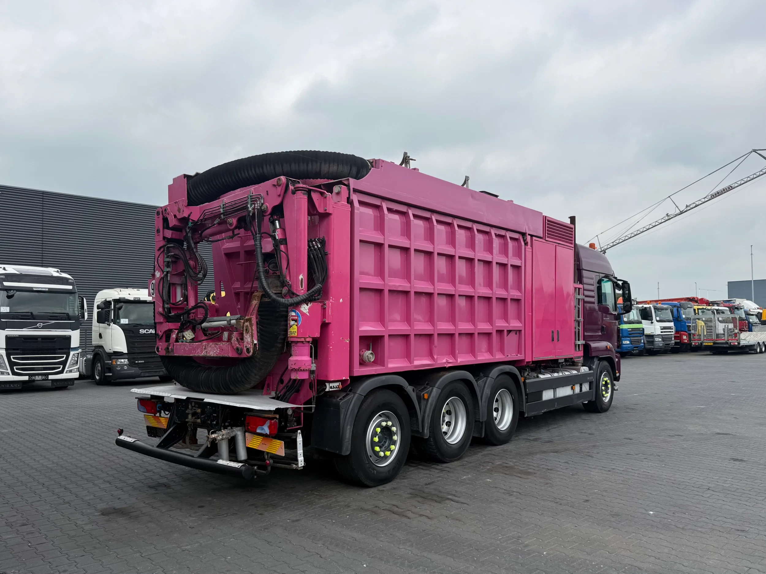 MAN TGS 2011 - 35.480 8X4-4 BL / RSP ESE 32/10-DV-K Saugbagger / Suction excavator / Grondzuiger afbeelding 5