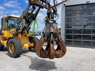 Gusella Bakker poliepgrijper 550 liter met rotator 2019 afbeelding 3 miniatuur
