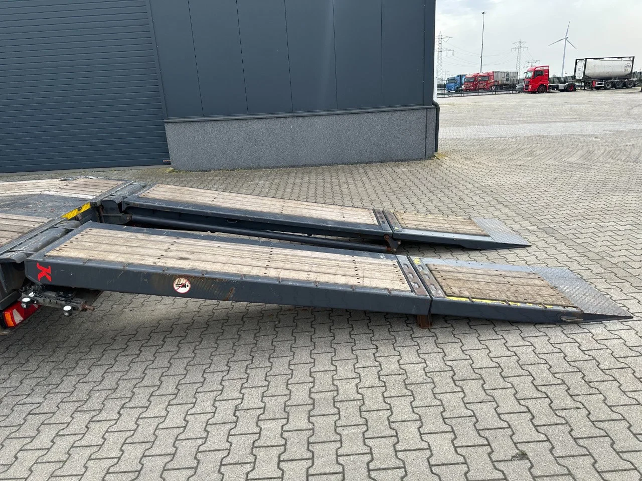KAESSBOHRER 2022 - Lowbed / 6.00m extendable / hydraulic ramps / steering-axle / lift-axle obrázek 29
