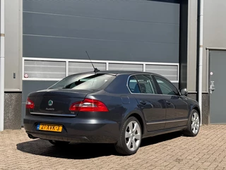Škoda Superb 2009 - 1.8 TSI Elegance bj.2009 Navi|Trekh|Pdc|Stoel verw. изображение 5