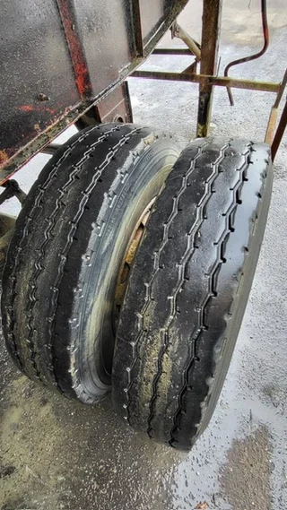 Fruehauf N/A 1999 - 2 Axle , 8 Tyres , Steel Tipper , Spring Suspension , Drum Brakes imagen 16