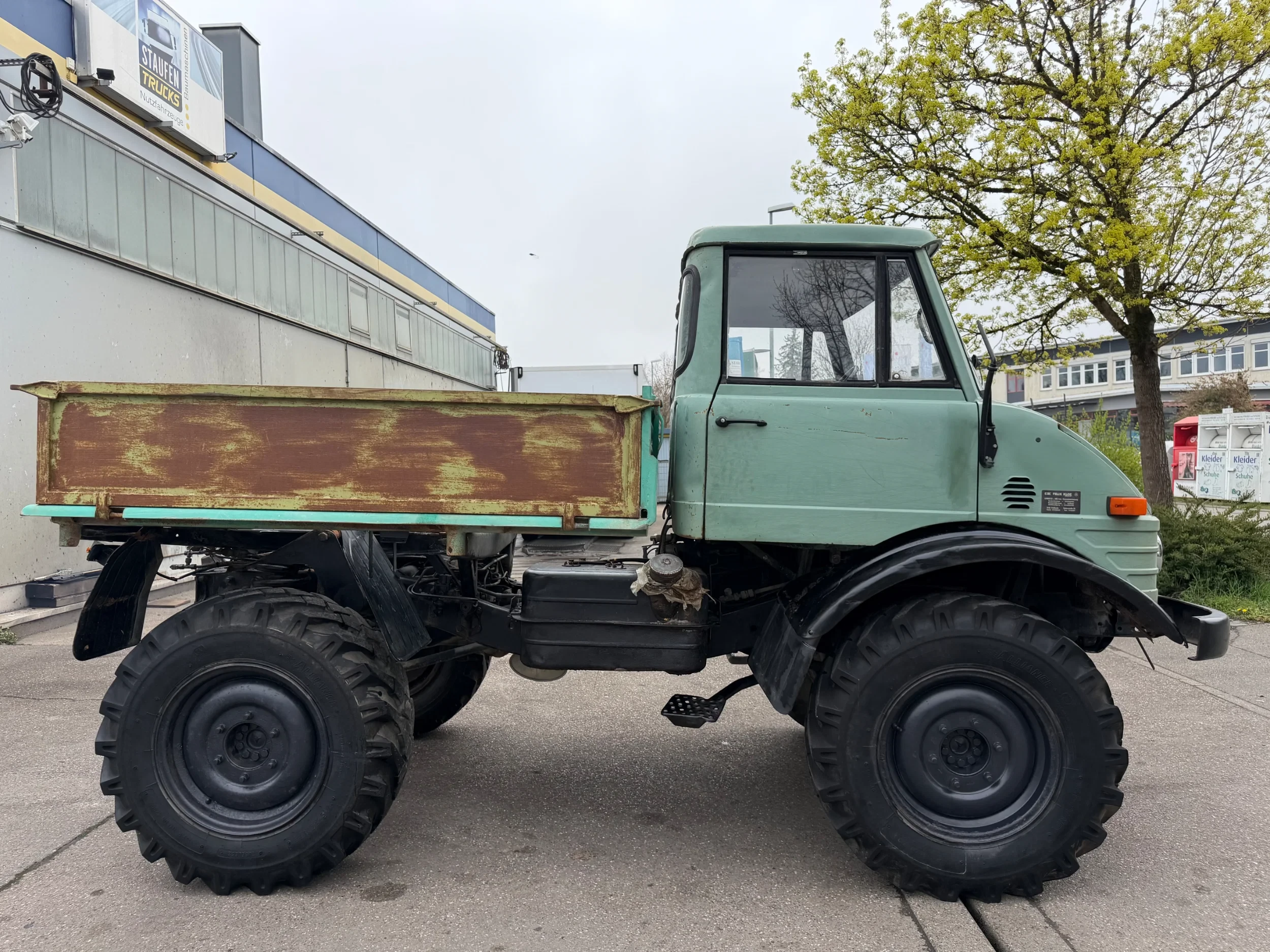 Mercedes-Benz Unimog - 403, Pritsche, Kipper, 72 PS, voll funktionsfähig! afbeelding 7