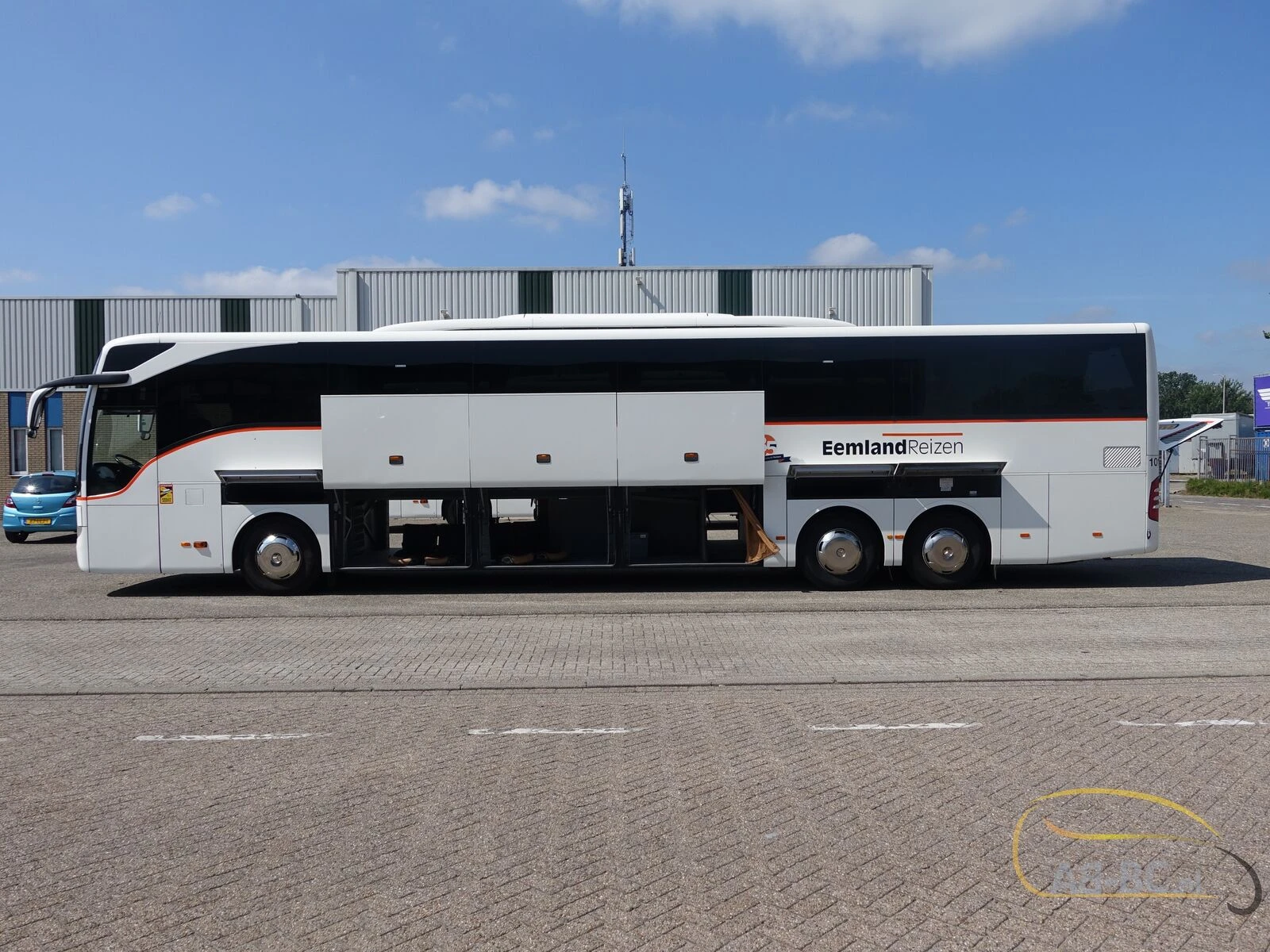 Mercedes-Benz Tourismo RHD-L, 62 Seats, Euro 6 2015 afbeelding 15