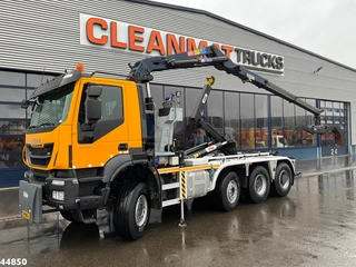 Iveco Trakker 2018 - AD380T41W 8x6 Euro 6 HMF 19 Tonmeter Z-kraan imagem 1