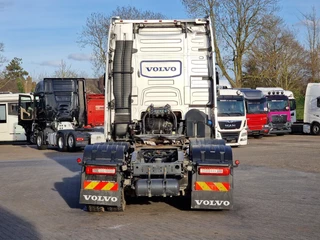 Volvo FH 2019 - 13.500 Globetrotter 6x4 - PTO/Hydraulic - Full air - Alloy wheels afbeelding 6