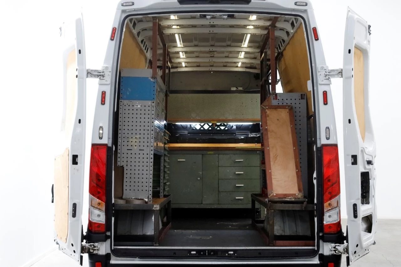 Iveco Daily 2018 - 35C14 136pk E6 HiMatic Automaat L2H2 Airco/Camera/Trekhaak 3500kg 09-2018 Bild 5