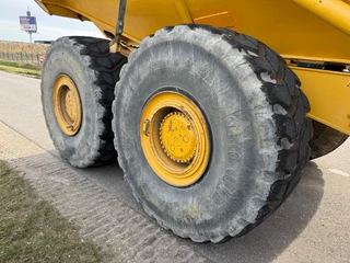 Bell B45E 6x6 2017 - N/A bild 15