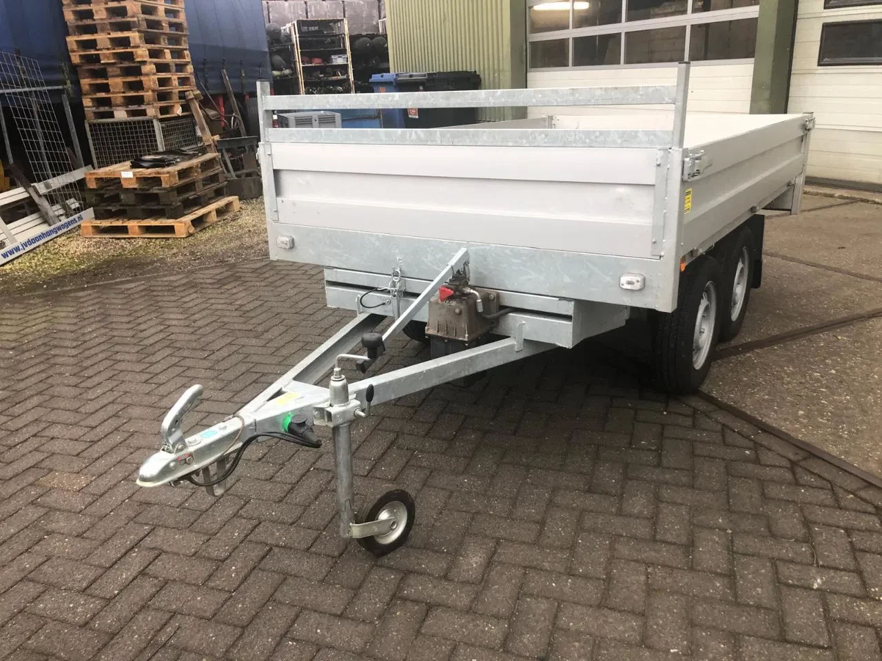 Diversen 2024 - Tandem as Kipper Merk Y-ALKO Type 750 TJL 000962 750 kg. ongeremd . afbeelding 7