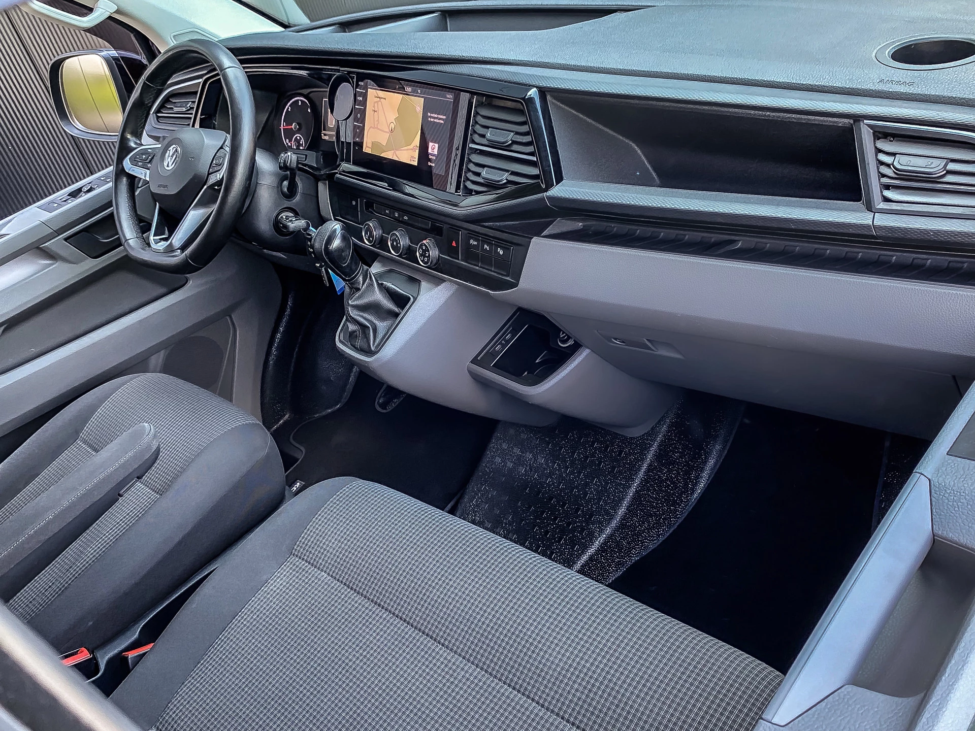 Volkswagen Transporter 2019 - 2.0 TDI 150PK DSG Dubbele Cabine obrázek 7