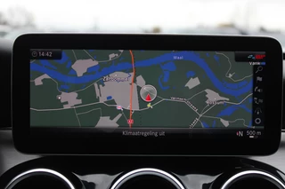 Mercedes-Benz C-Class 2020 - Estate 300e AMG Line LEDER CARPLAY DAB CAMERA image 19