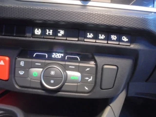 DAF XD 2026 - 260 FA DEMO RHD bild 12