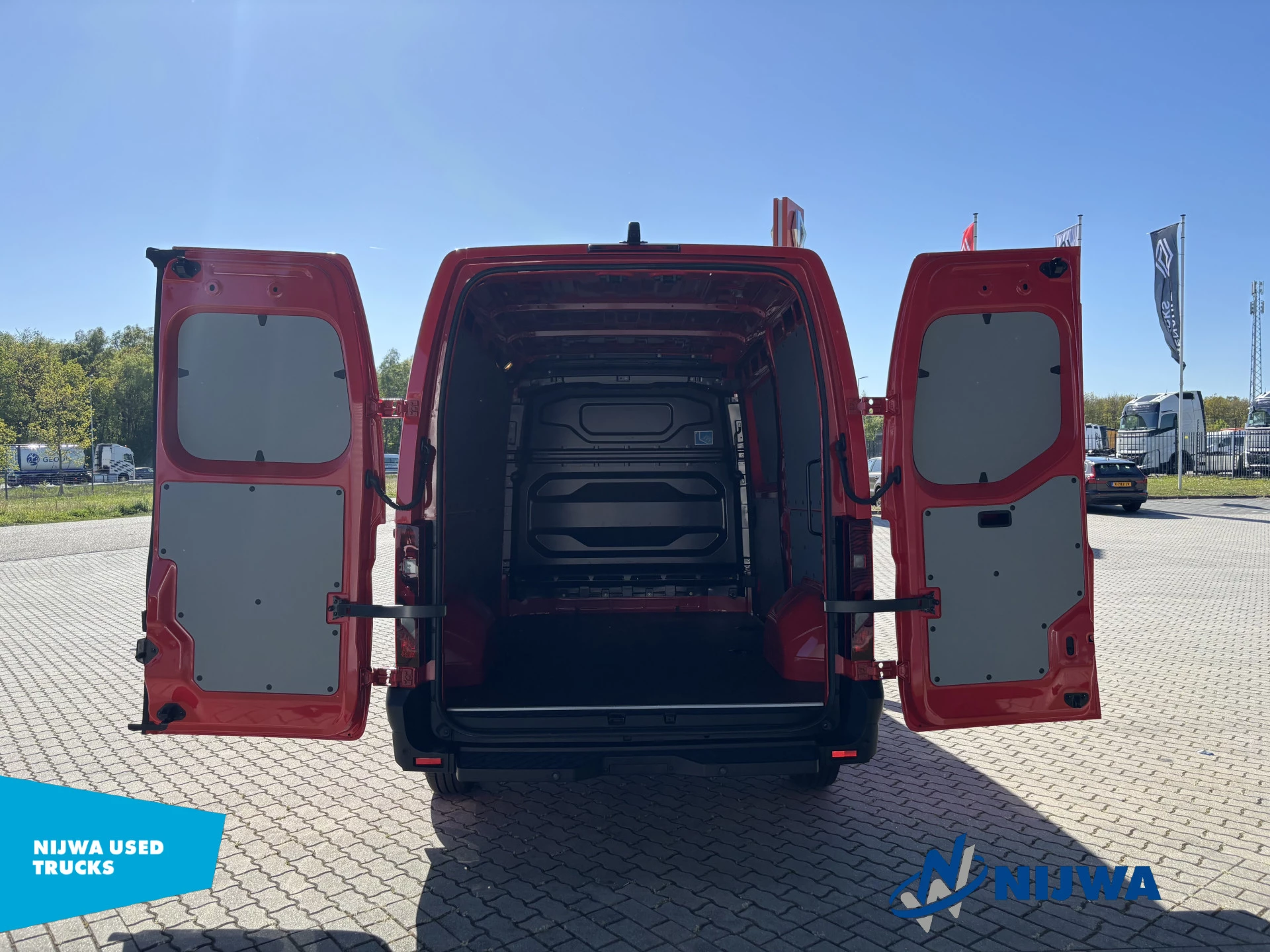 Renault Master 2024 - 130 L2H2 Carplay + Betimmering zdjęcie 16