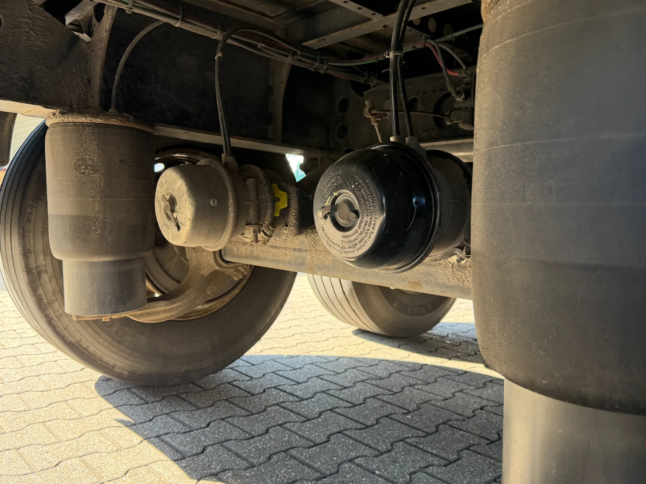 Krone 2015 - SD Schuifzeil-Dak / Laadklep / BPW-Axle / Code XL / APK imagen 24