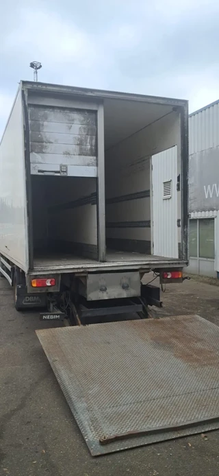 Volvo 240 2012 - FL 12-240 , Fridge truck , Carrier Viento image 11