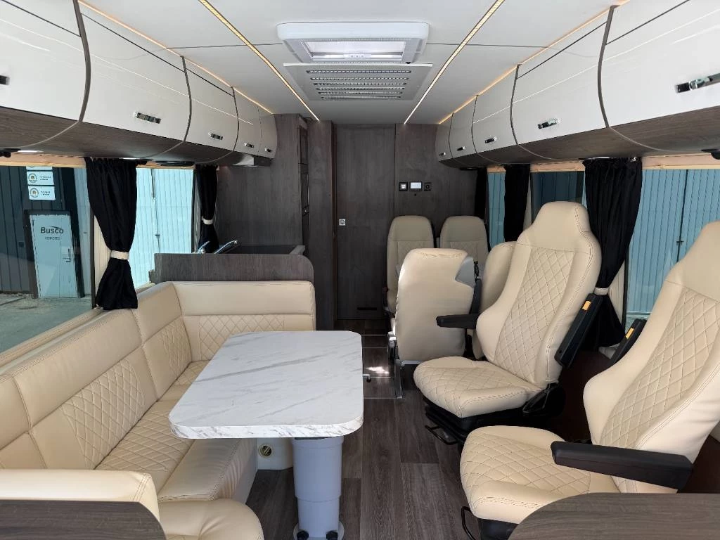 Setra 2014 - S 411 HD. HIGH-END Camper! Bild 2
