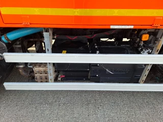 MAN TGS 2011 - 35.360 / WICOM SEWAGE SUCTION 200 BAR / 8X4 / !! 236672 KM !! / 2XLENKACHSE / FRIDGE / MANUAL / EURO-5 / 2011 obrazek 26