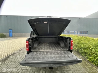 Dodge Ram 1500 2018 - 4X4 5.7 V8 4x4 Crew Cab Laramie black out lpg imagem 16