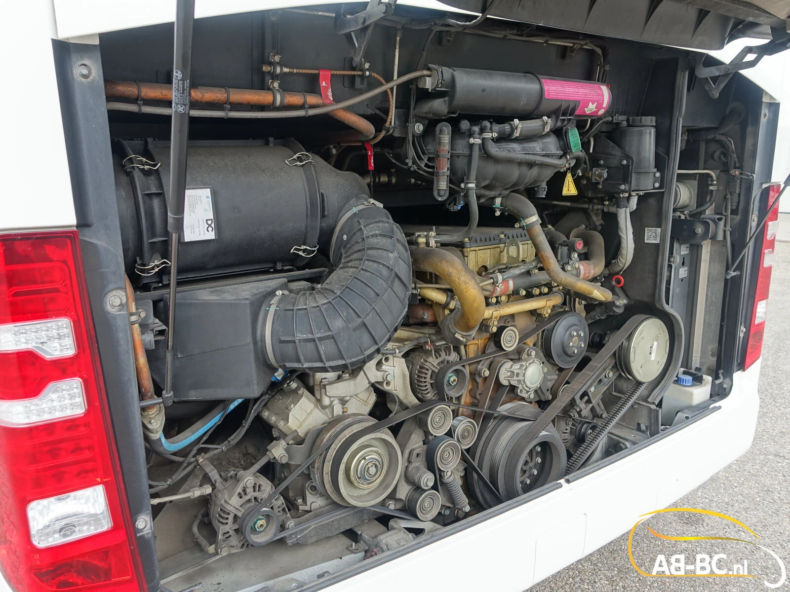 Mercedes-Benz Tourismo RHD 2023 afbeelding 20