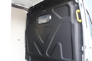 Ford Transit 2024 - 350 2.0 TDCI L3H2 Trend MHEV 170pk Trend - Navigatie - Blind Spot - Adaptive cruise - Camera - 270gr deuren - Trekhaak - Rijklaar image 7