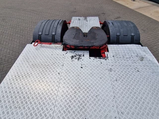 Volvo FH 2019 - 13.460 Globetrotter 4x2 - ADR - Chassis cover - Alloy - Navi image 26
