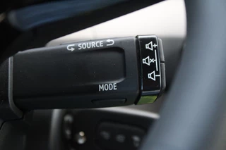 Renault Master 2024 - T35 2.0 dCi 170pk L2H2 Extra - 2x Schuifdeur - Navigatie - Blind Spot - Camera - Stoelverwarming - Verwarmde voorruit - Rijklaar immagine 16