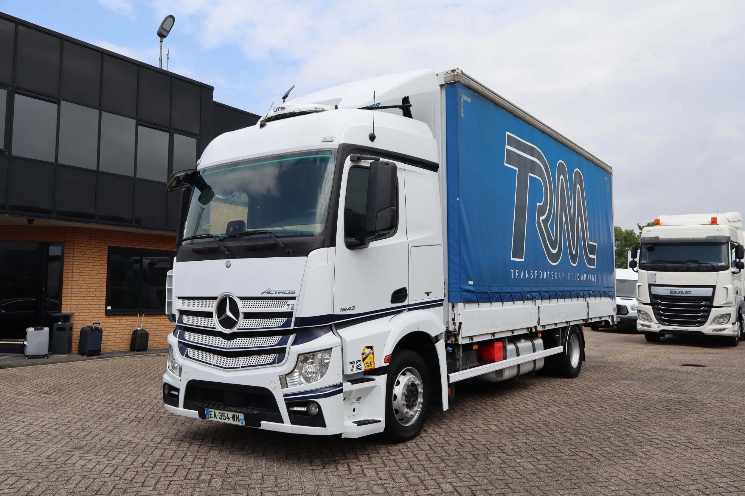 Mercedes-Benz Actros 2016 - 1842 * EURO6 * 4X2 * TOP CONDITION * afbeelding 1
