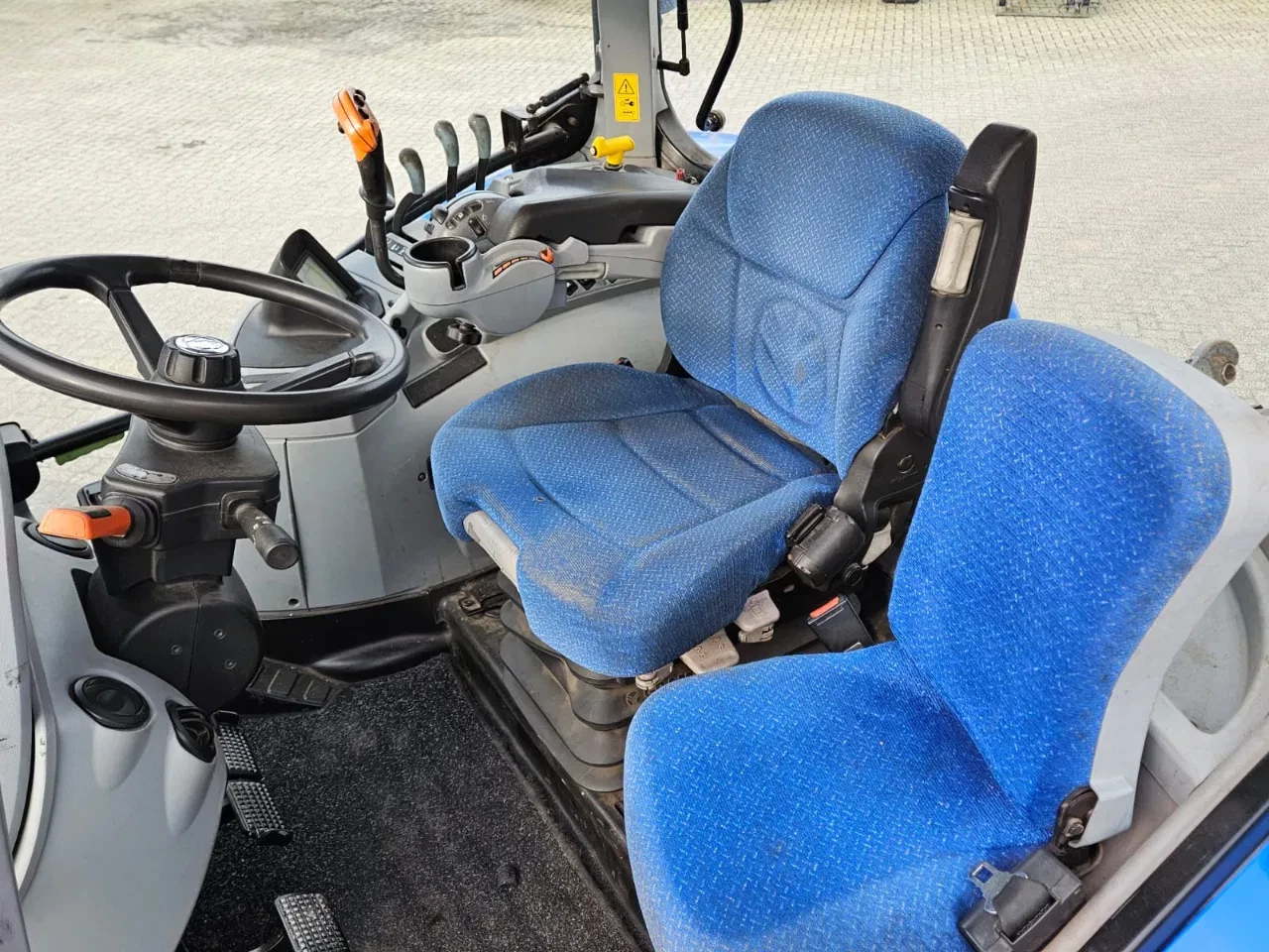 New Holland T7.170 2014 - Range Command Bild 25