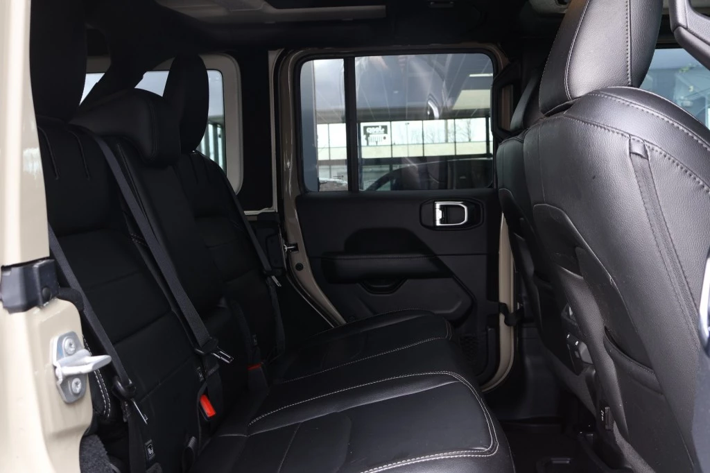 Jeep Wrangler 2022 - 4XE 380 Plug In Hybrid SAHARA / GOBI / 20 inch Bawarrion obrázek 25