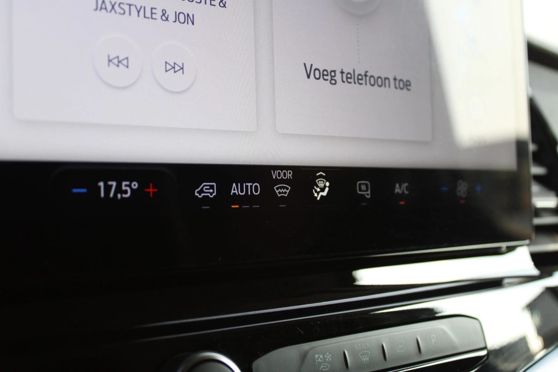 Ford Transit 2024 - 350 2.0 TDCI L4H3 Trend RWD 130pk - 270gr deuren - Camera - Cruise - Carplay - Airco - PDC - Rijklaar immagine 28