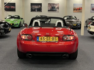Mazda MX-5 2005 - NC Roadster 2.0i S-VT 3rd Generation Limited Nr.2015 Airco Bose Xenon Leder NL Auto Unieke Staat!! zdjecie 8