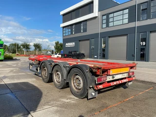 A&D 2019 - LPRS24 / 2x Extendable / 1x Lift Axle / Disc Brakes image 3 miniature