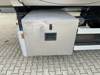 FLUID N/A - GAS TANKTRAILER / 50.100L / P28BH / Propane / Butan / ADR / DP: 02/31 imagen 25