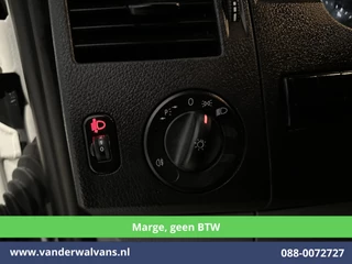 Volkswagen Crafter 2016 - 2.0 TDI 164pk **MARGE, geen BTW** L2H2 Inrichting Airco | Trekhaak | Cruisecontrol image 14