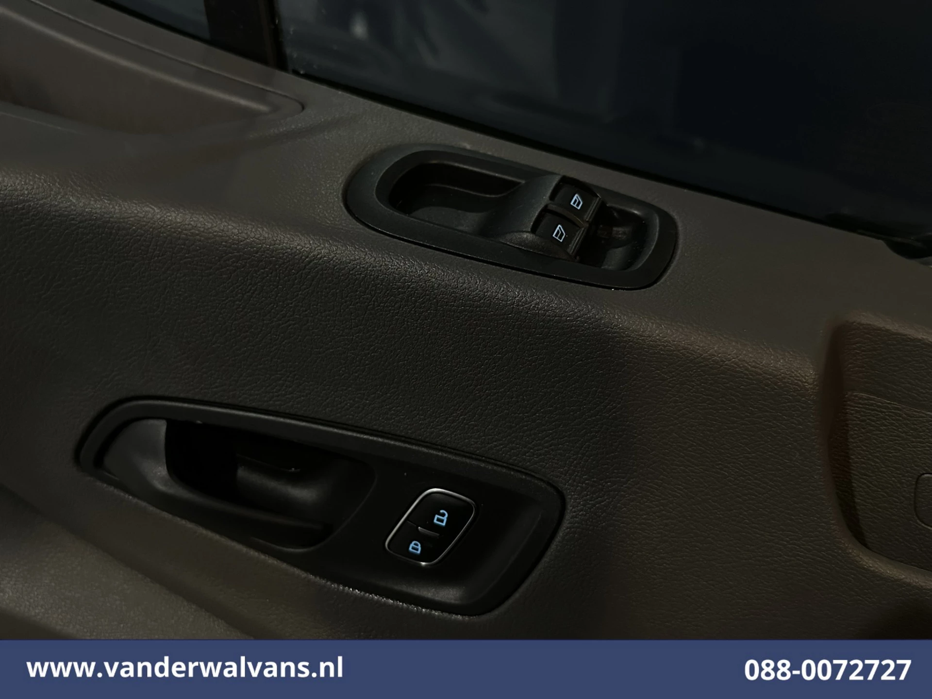 Ford Transit 2024 - 2.0 TDCI 131pk L4H3 Jumbo Euro6 Airco | Camera | Cruisecontrol | Verwarmde voorruit imagen 18