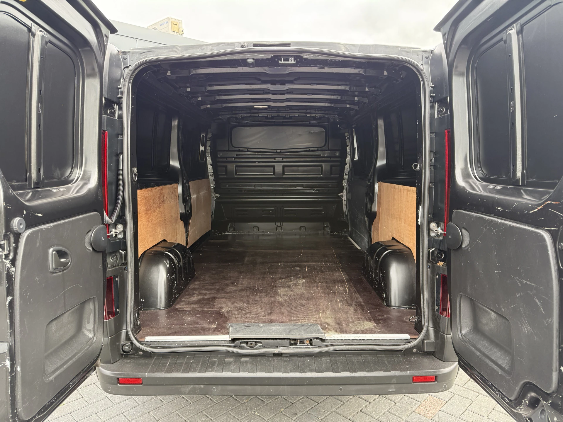 Renault Trafic 2021 - 2.0 dCi 120 PK / L2H1 / 1e EIG. / AIRCO / CRUISE / PDC / 3-ZITS / LED afbeelding 8