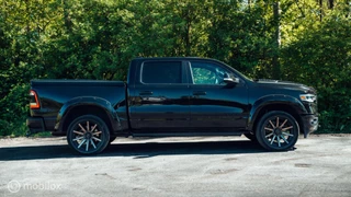 Dodge Ram 1500 2021 - Limited Crew Cab 4x4 zdjecie 5