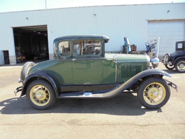 Ford A COUPE 1930 - A COUPE immagine 4