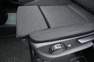 Mercedes-Benz Vito 2024 - 116 CDI L2 Pro obrazek 16