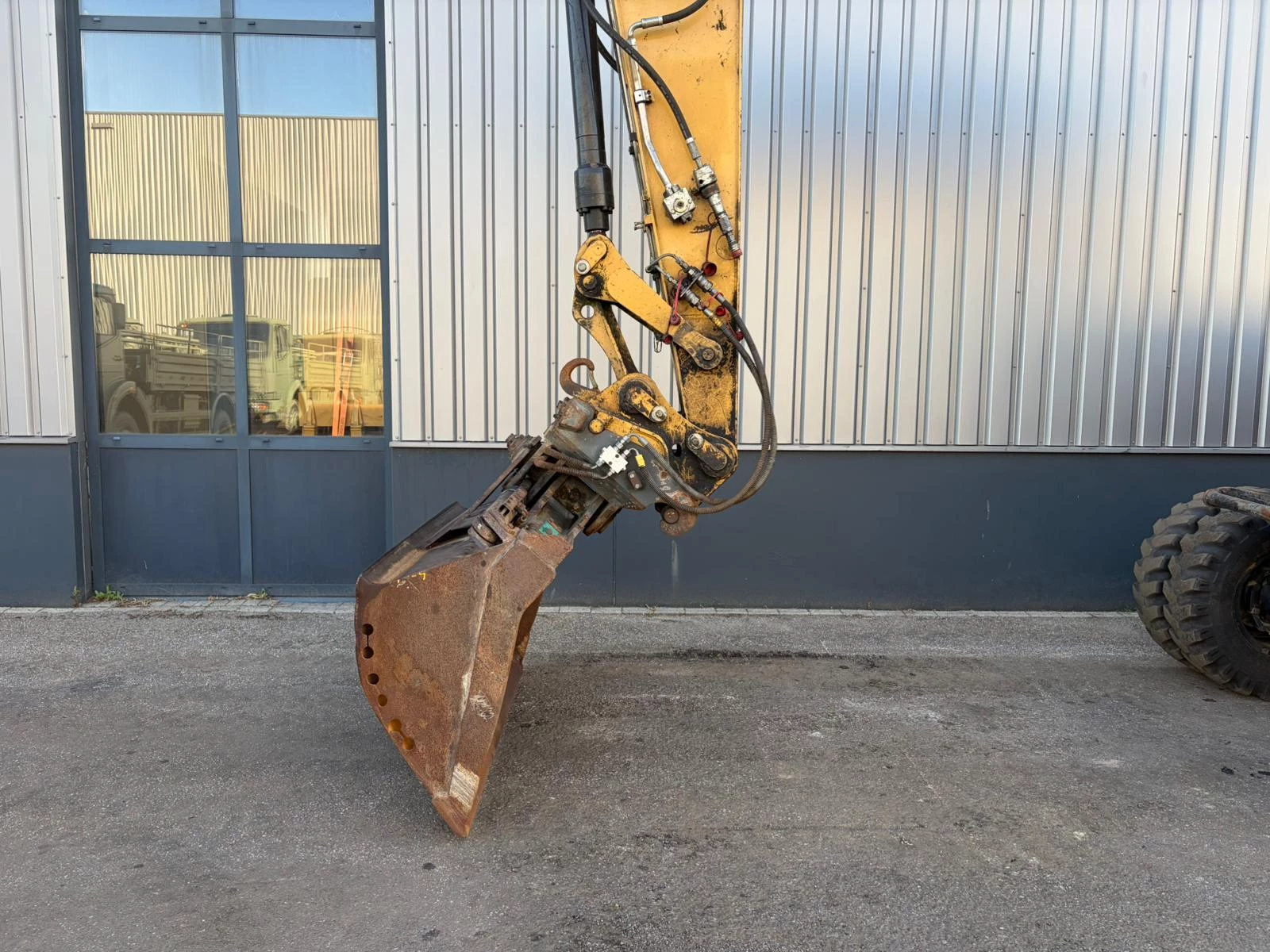Caterpillar M316D 2005 obrázek 9