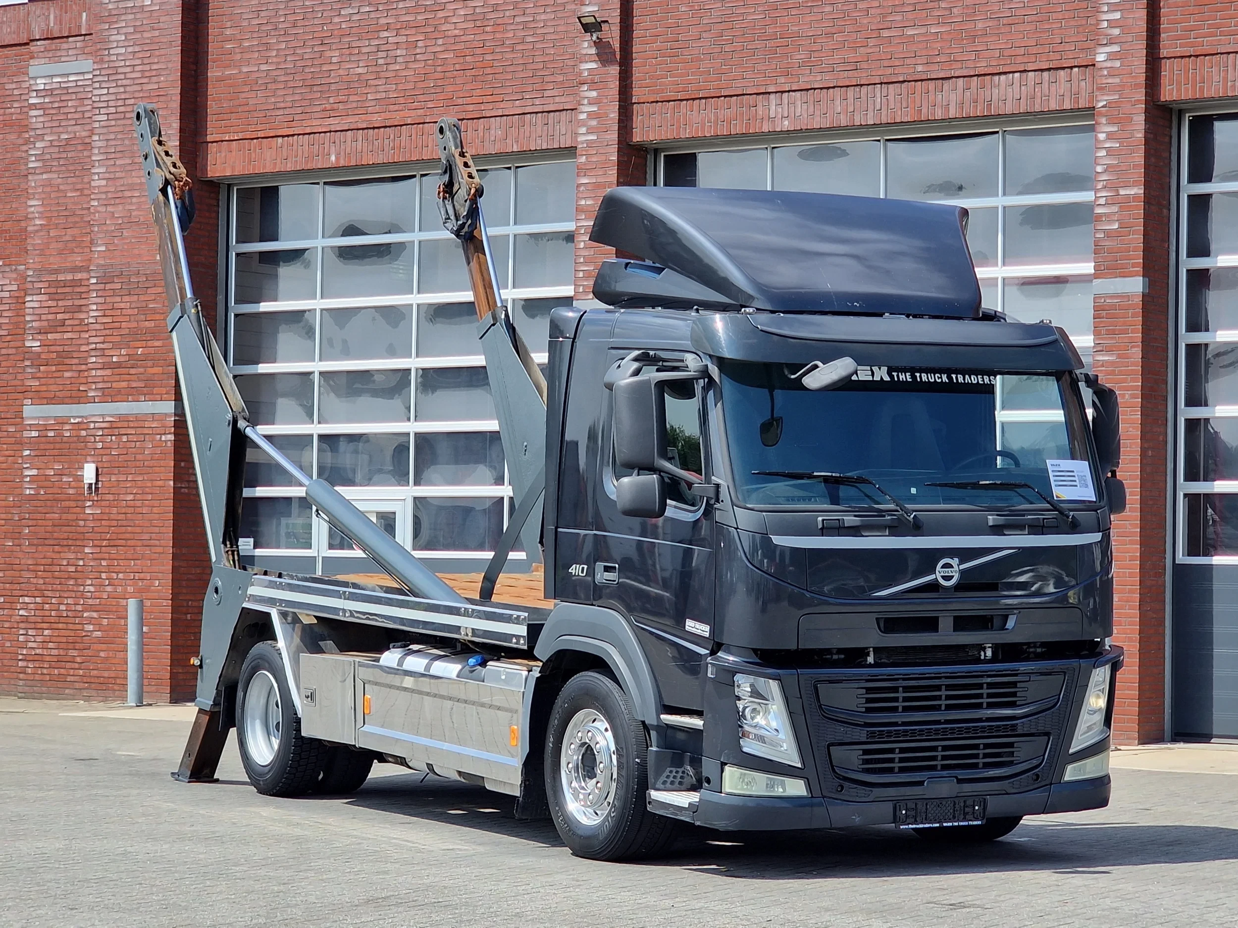 Volvo FM 420 2016 - 4x2 - Full air - WB 430 - Euro 5 - Skiploader afbeelding 1