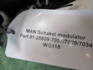 MAN - 81.25809-7057/7028/7034 SCHAKEL MODULATOR afbeelding 2 miniatuur