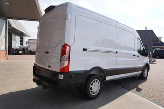 Ford Transit 2024 - 350L 2.0 TDCI 130PK L3H2 Trend Automaat изображение 4