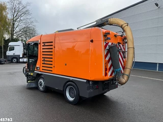 Ravo 580 Euro 6 with 3-rd brush 2015 - N/A afbeelding 6