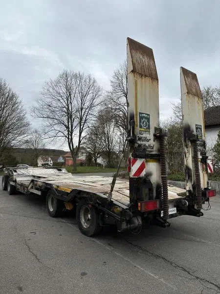 Müller-Mitteltal T4 4-Achs Tieflader Radmulden luftgefedert 2006 - T4 4-Achs Tieflader Radmulden luftgefedert afbeelding 5