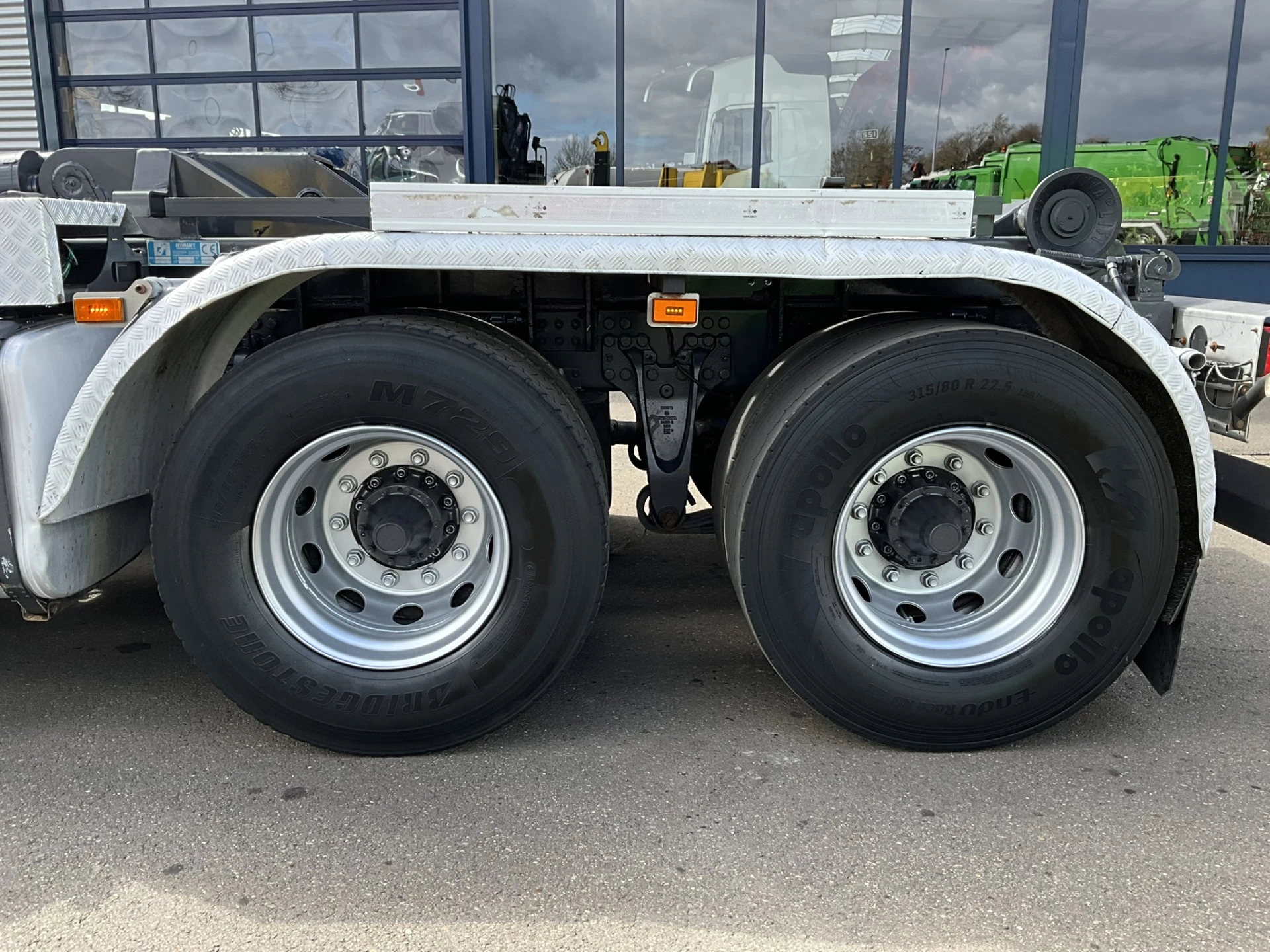 Scania R 2012 - 480 10x4 Retarder HMF 16 Tonmeter Z-kraan Bild 9