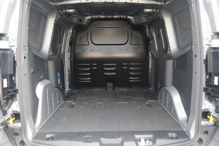 Ford E-Transit Courier 2026 - Limited 44 kWh 136pk - Trekhaak - Stoel/Stuurverwarming - ACC - Blindspot - Camera - Rijklaar image 10