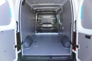 Renault Master 2026 - E-Tech T35 L2H2 Extra long range 87 kWh 420km Range WLTP Apple Carplay Camera Cruise control Parkeersensoren Betimmering image 2 thumbnail