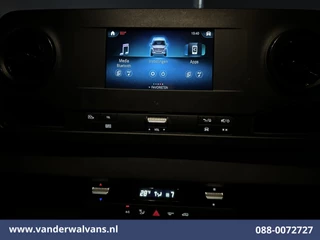 Mercedes-Benz Sprinter 2021 - 317 CDI 170pk L3H2 Euro6 Airco | Camera | Apple Carplay | Cruisecontrol | Chauffeursstoel image 16