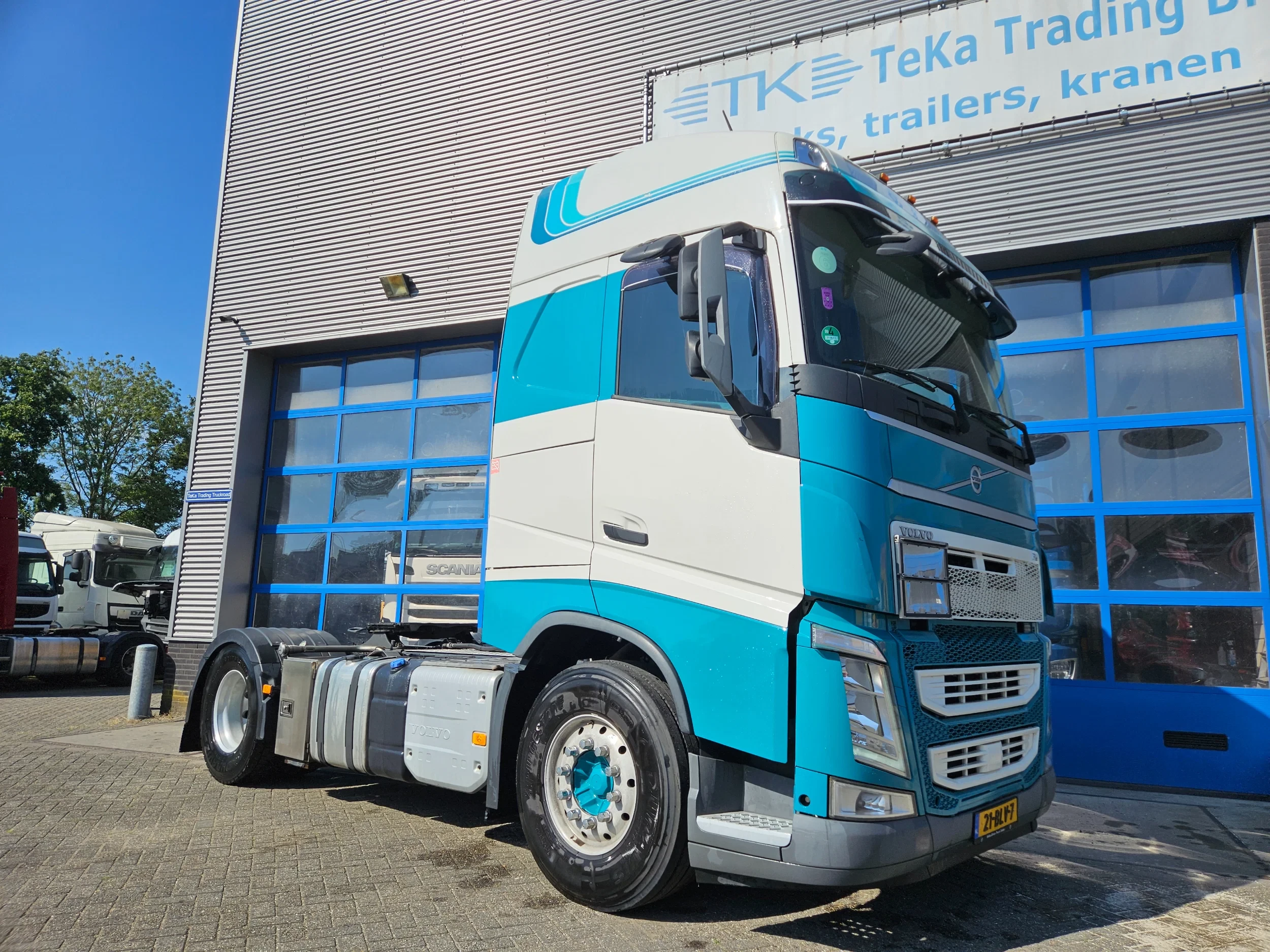 Volvo FH 2019 - 460 ADR EX/II, EX/III, FL and AT PTO Double Tank Smart 2 tacho afbeelding 5