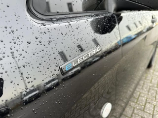 Mercedes-Benz eVito 2025 - Tourer 129 PRO L3 90 kWh Full Options 8-Persoons obrazek 15